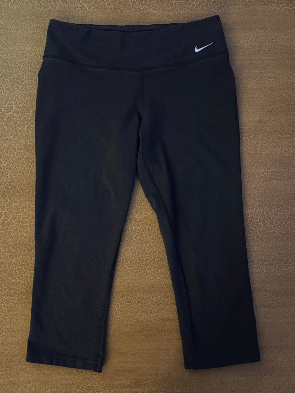 Nike Dri-Fit Solid Black Mid-Calf Athletic Pants - Size Medium Med